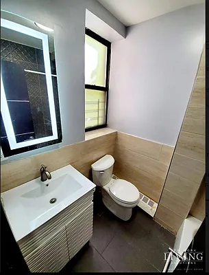 Rented by NY Living Solutions | media 55