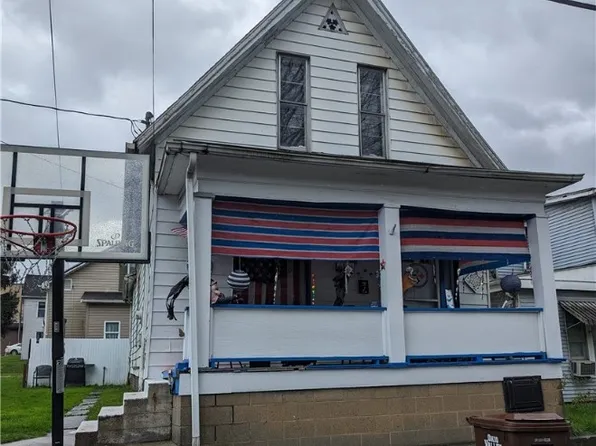 934 Commerce St, Wellsville, OH 43968