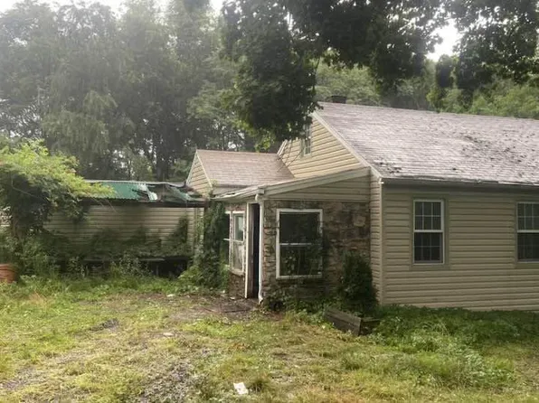 28940 Ridge Rd, Mount Airy, MD 21771
