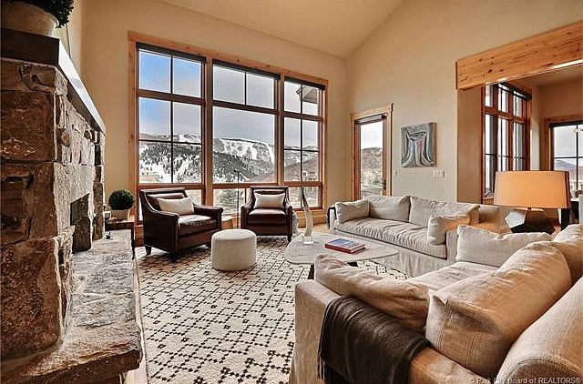 1st image of 1435 April Mountain Dr #12