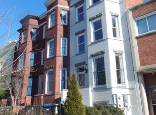 710 7th St SE #2M1, Washington, DC 20003