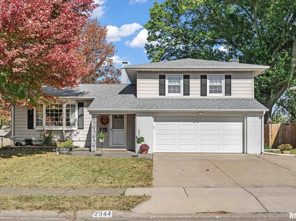 2344 W Rusholme St, Davenport, IA 52804