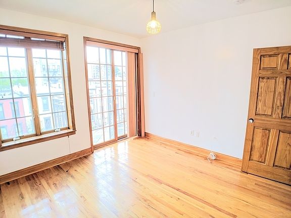 5th image of 197 18th St #4A