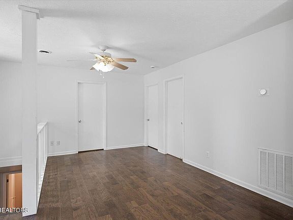 5th image of 2319 Woods Smith Rd