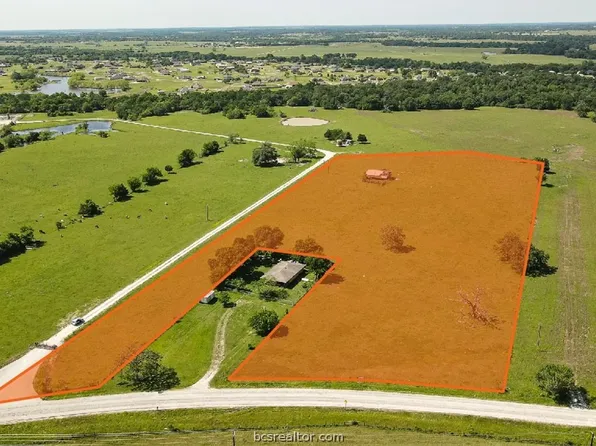 5275 Wilcox Ln, Bryan, TX 77808