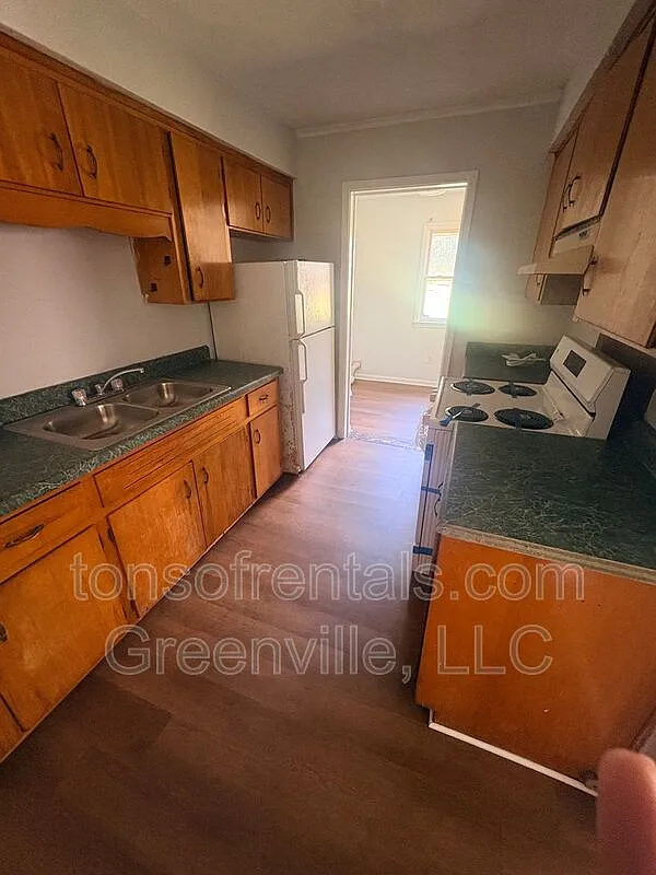 2 bed, 1.0 bath, 900 sqft, $855 — Photo 4
