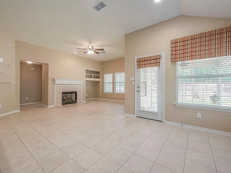 134 E Foxbriar Forest Cir — Photo 30