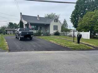 771 Chambers St, Steelton, PA 17113