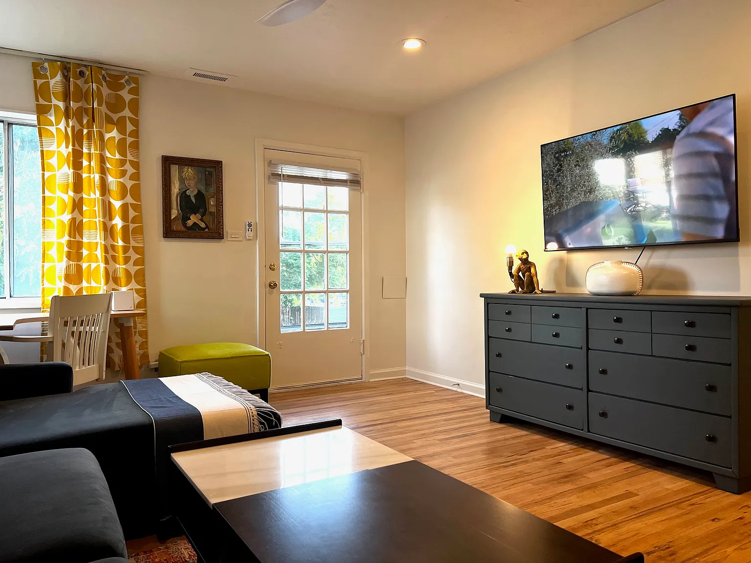1 bed, 600 sqft, $1,900 — Photo 3