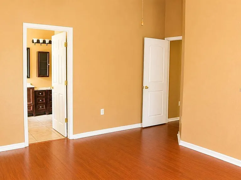 145 Thornbury Dr — Photo 12