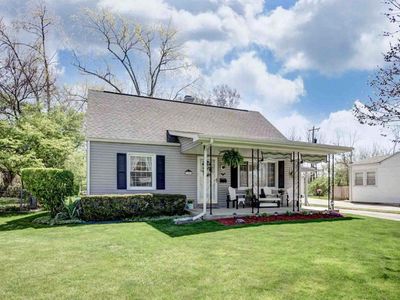 394 Old Village Rd, Columbus, OH, 43228