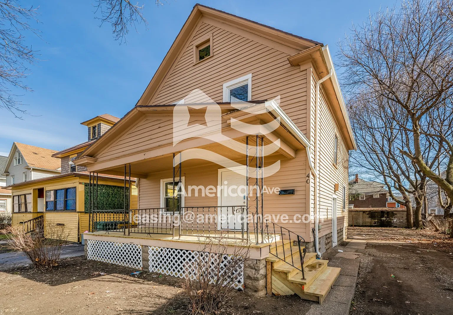 3 bed, 1.0 bath, 1277 sqft, $1,313 — Photo 2