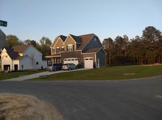 819 Thomas Falls Ct, Fuquay Varina, NC 27526