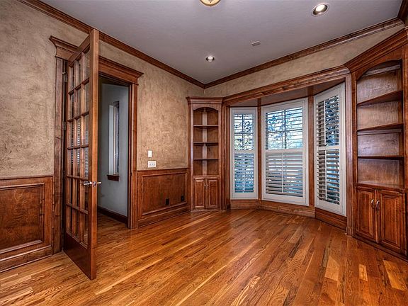 4th image of 6821 Cypress Holw
