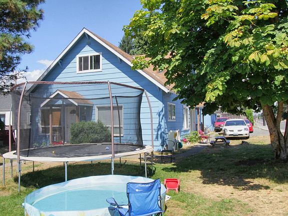 2nd image of 1929 6th St