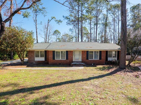 2205 Gornto Rd, Valdosta, GA 31602