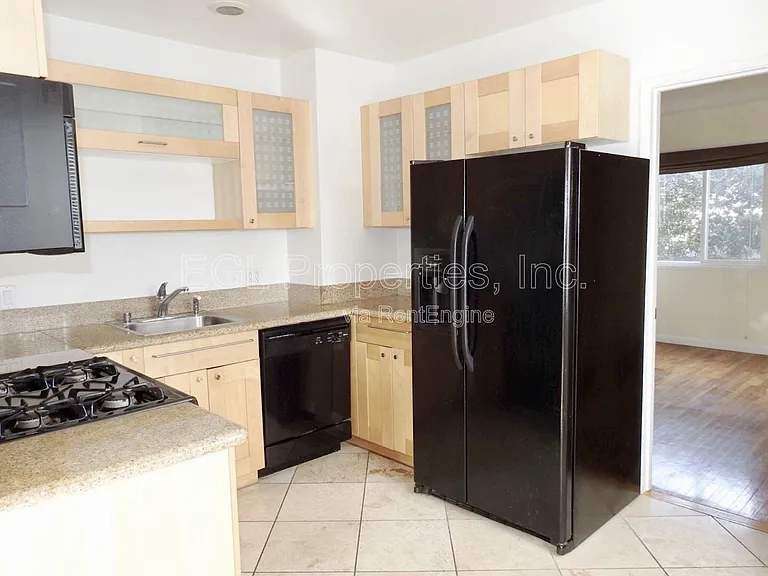 1287 S Cochran Ave #1 — Photo 1