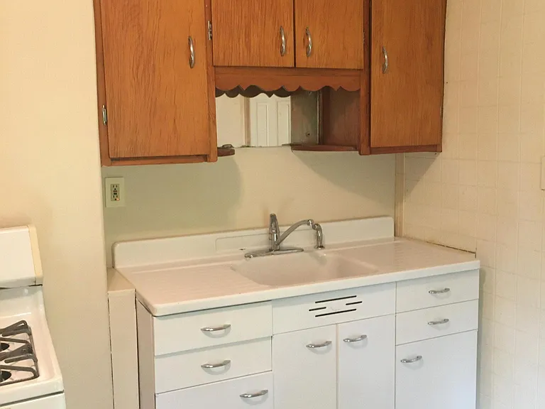 6535 Lederer Ave #UP — Photo 4