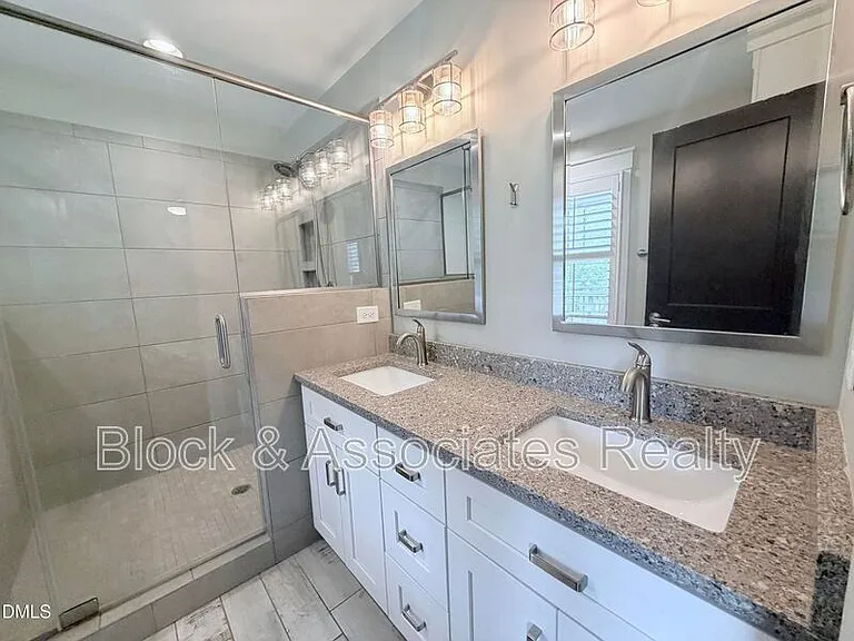 1023 Brighton Rd — Photo 16