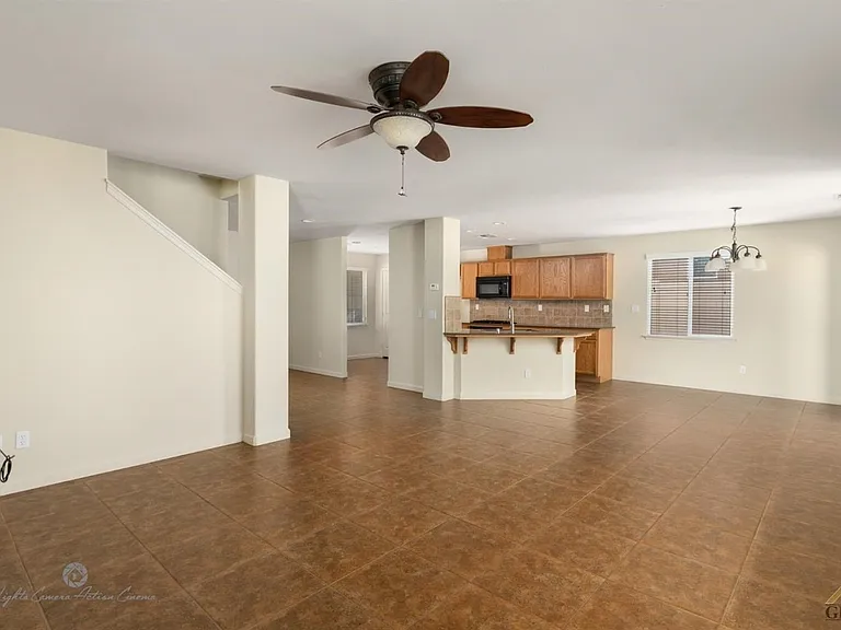 9400 Poseidon St — Photo 4
