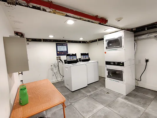 Rented by Signature Property Realty | media 16