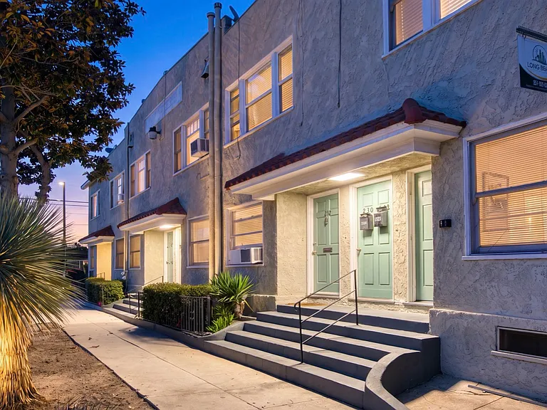 228 Gaviota Ave — Photo 8