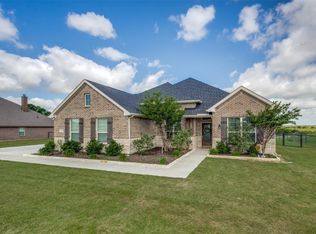7421 Autumn Grove Ln, Ponder, TX 76259