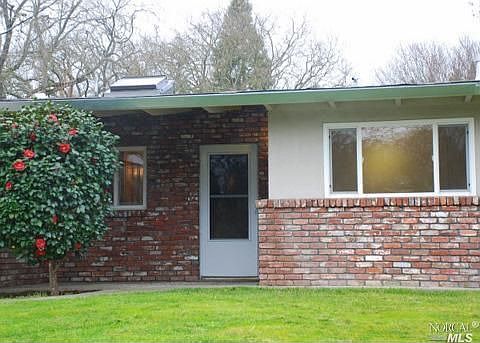 2nd image of 15556 Maplewood Dr