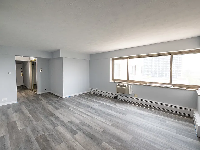 7337 S South Shore Dr #1128 — Photo 8