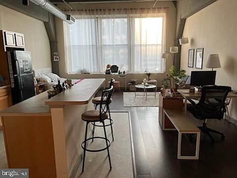 5th image of 511 N Broad 19 St #603