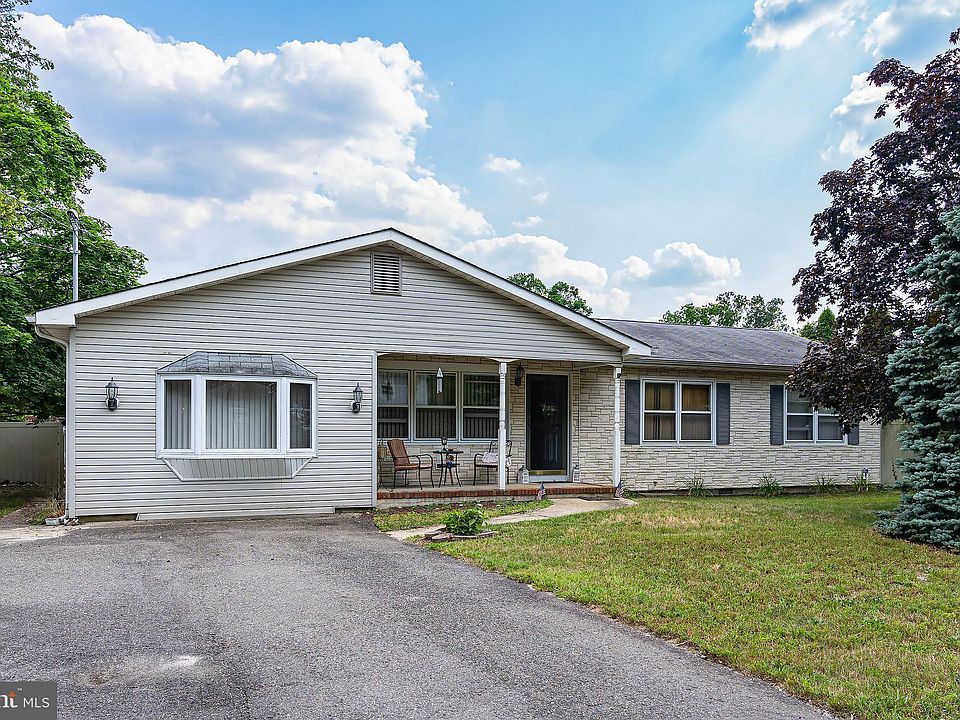 1st image of 1765 Mohawk Dr