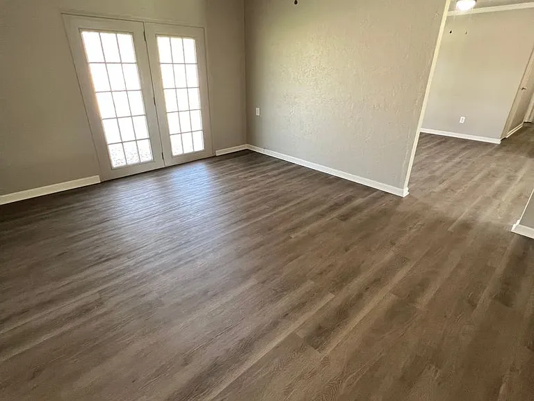 6408 NW Oak Ave — Photo 11