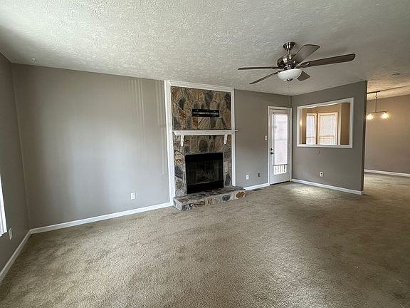 4th image of 2678 Rivercliff Rd