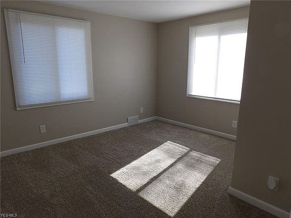 5th image of 843 Minota Ave