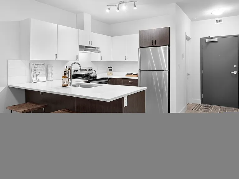 25 Ryan Cres — Photo 1