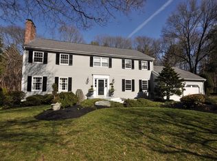 210 Hunters Ridge Rd, Concord, MA 01742