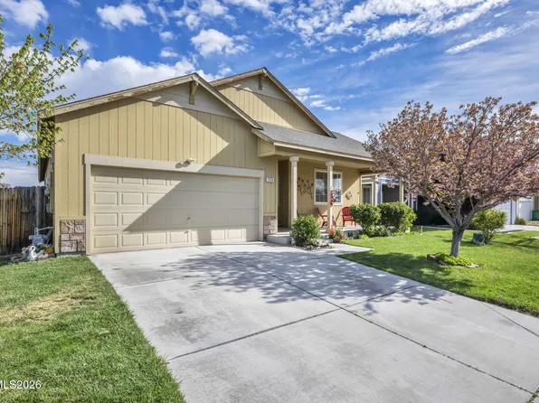 1374 Mountain Rose Dr, Fernley, NV 89408
