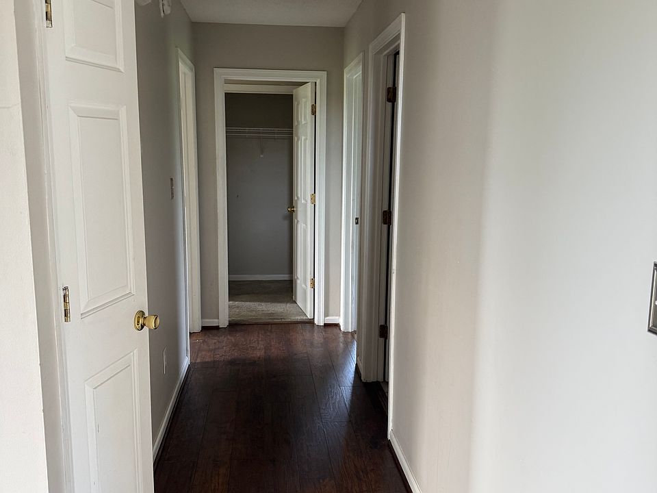 1st image of 207 Run Swamp Rd