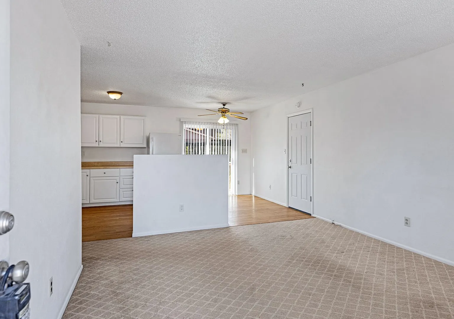 Charming 3 bedroom 1 Bath near Old Colorado City and Fillmore — Photo 3