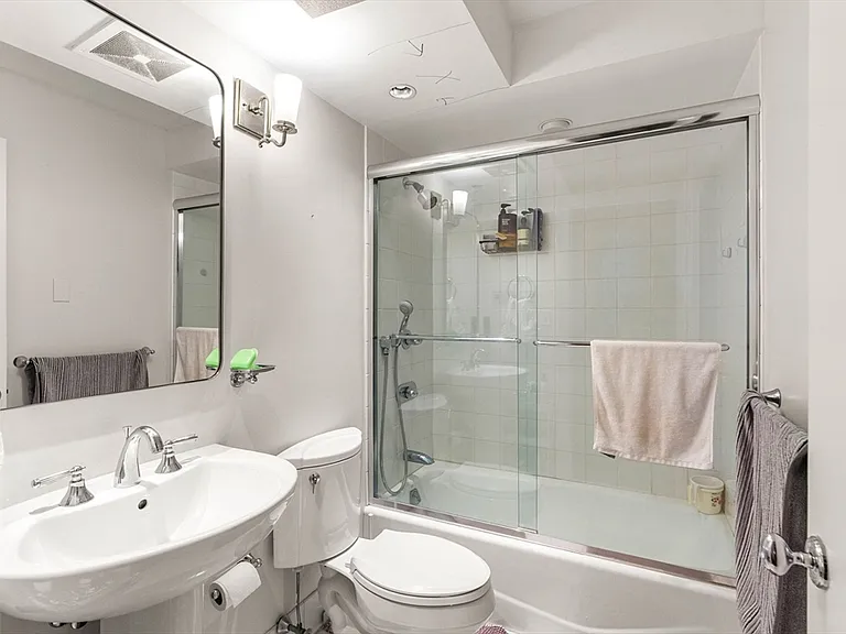 165 Tremont St #401 — Photo 17