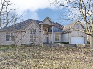 631 Timber Ridge Dr, Bartlett, IL 60103