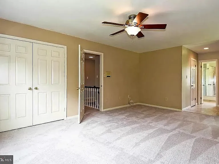 7800 Antiopi St — Photo 17