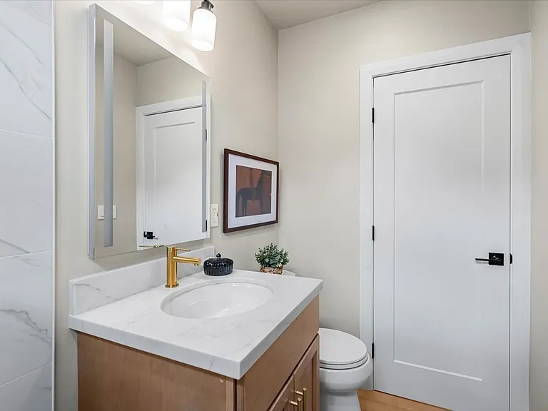 206 Olive St — Photo 12
