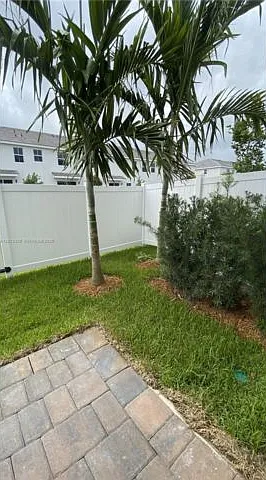 125 SW 171st Way — Photo 12