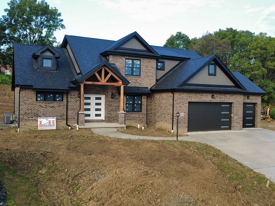 2nd image of 1064 Breezewood Dr