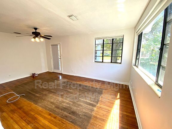 3rd image of 2737 3rd Ave N Front 1