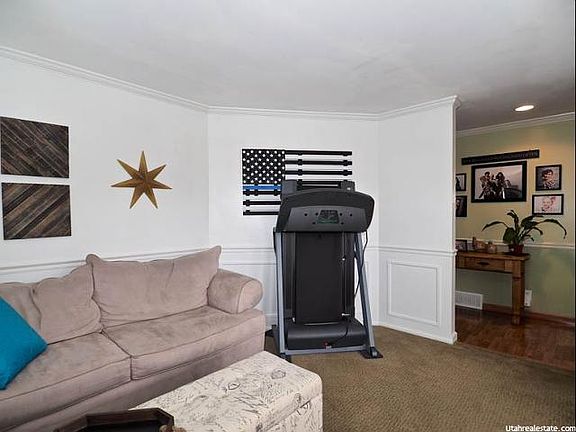 5th image of 2517 W Blake Dr