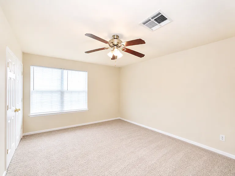 5406 Boot Scootin Ct — Photo 15