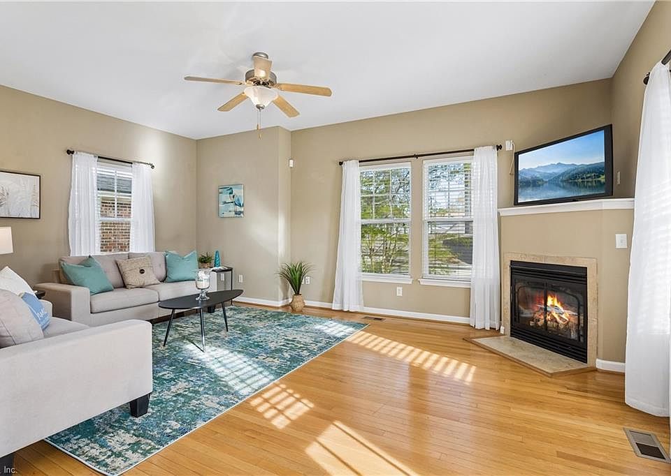 1st image of 625 13th St