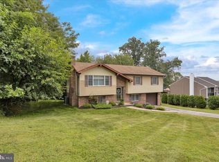 327 Church Lane Rd, Reading, PA 19606